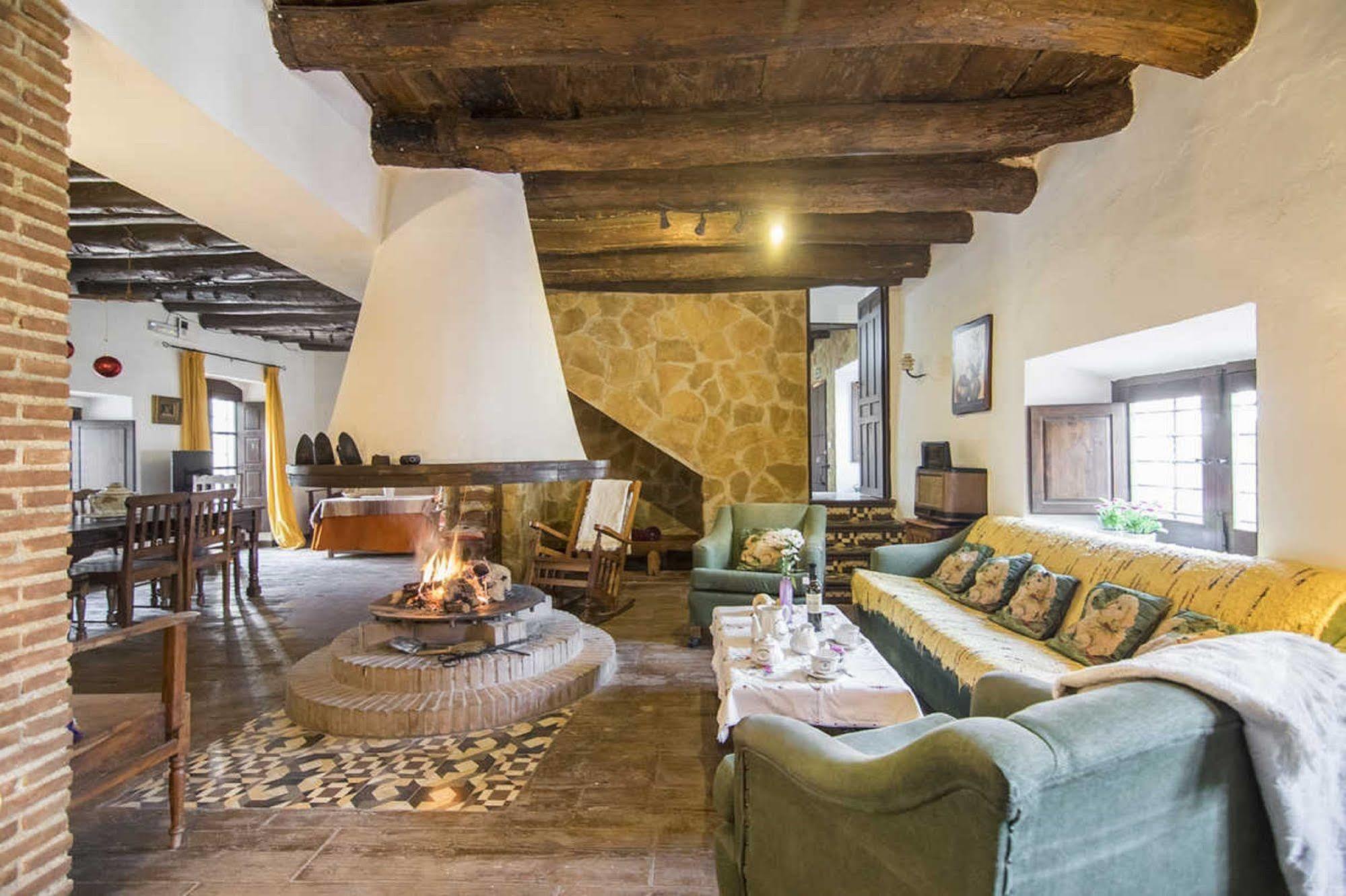 Alojamiento Rural El Cortijuelo Hotel Illora Bagian luar foto